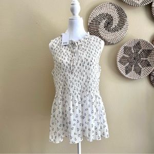 Rose + Olive Large White Sleeveless Top with Black Hearts Size Large